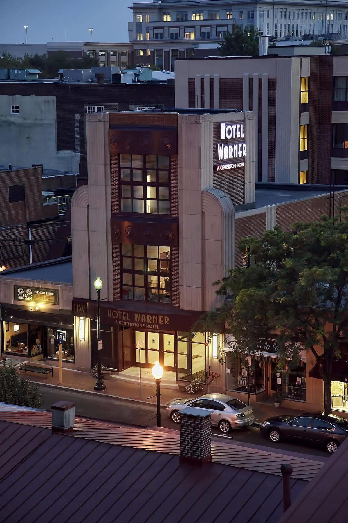 The Hotel Warner West Chester Exterior photo