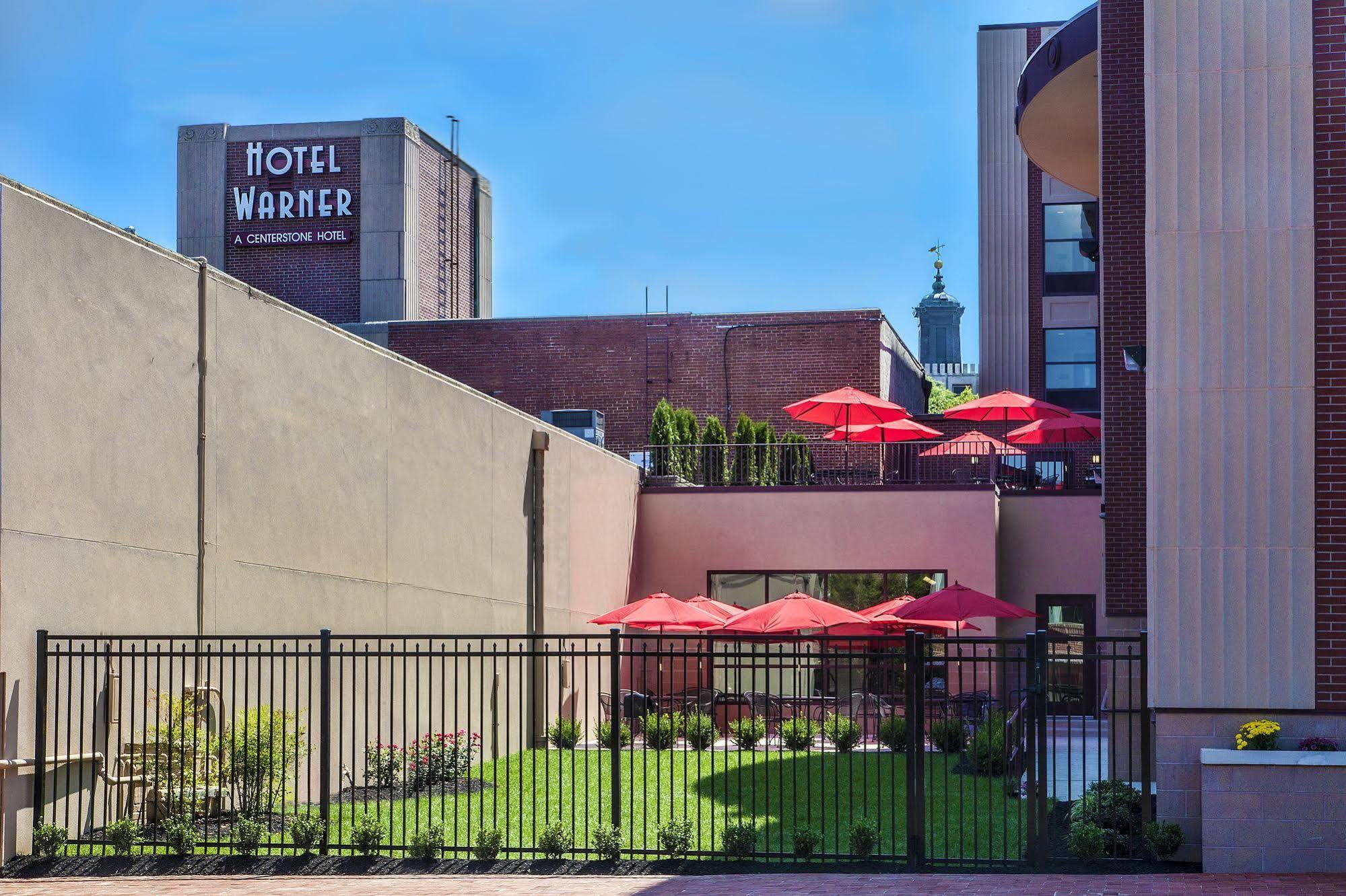 The Hotel Warner West Chester Exterior photo
